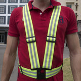 CoWalkers Chaleco reflectante con bandas de alta visibilidad, ajustable y elástico | Seguridad y alta visibilidad para correr, trotar, pasear perros, andar en bicicleta | Se adapta a la ropa al aire libre - Chaqueta de moto